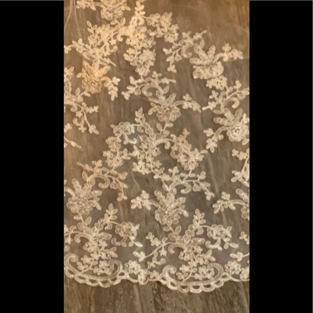 Vintage wedding veil ivory Cathedral Never Worn